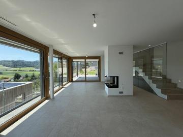 Living with a panorama – luxurious single family home with mountain view