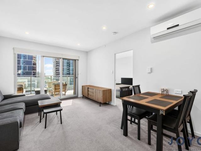 Living with Stunning River Views Fully Furnished & Ready to Move In