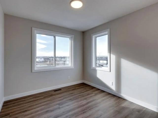 Livingston Townhomes — 3 bedroom, 2,5 bathroom and garage