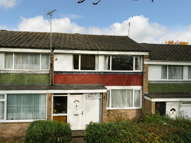 Livingstone Walk, Hemel Hempstead, HP2 3 bed terraced house to rent £1,900 pcm £438 pw