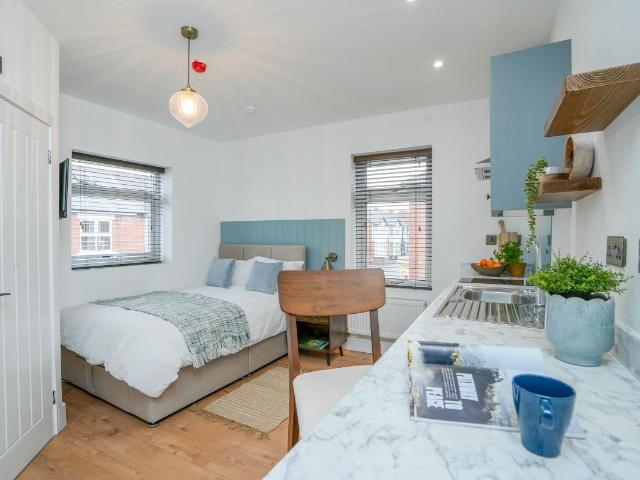 Livingstone Road, Derby DE23, Studio to rent, £695 pcm | PrimeLocation