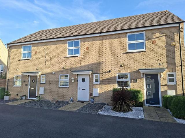 Livingstone Road, Yaxley, Peterborough PE7, 2 bed end terrace house to rent, £1,000 pcm | PrimeLocation