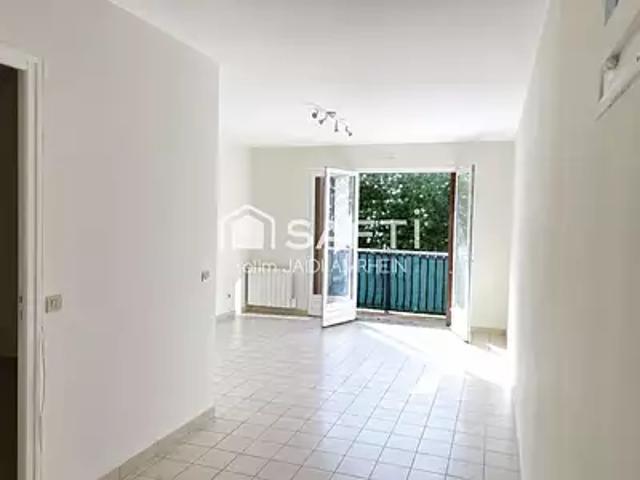 Livry Gargan 93190 Achat / Vente appartement 1 pièce t1 balcon parking