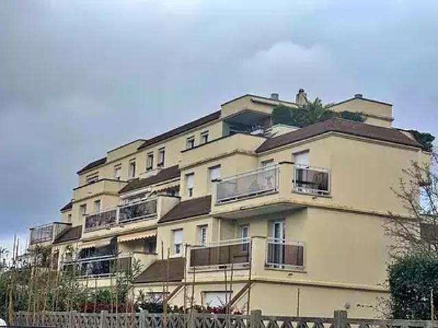 Livry Gargan 93190 Achat / Vente appartement 1 pièce t1 cave balcon