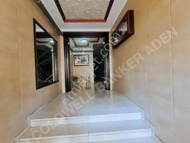 Lizbon Caddesinde|kök Tapulu|135m² 3+1|bakımlı|kapalı Otoparklı