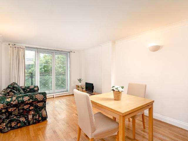 Lizmans House, 321 Euston Rd, London NW1, 3 bed flat to rent, £3,900 pcm | PrimeLocation