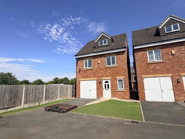 Lo Grove, Wakefield, WF1 4 bed detached house to rent £1,695 pcm £391 pw