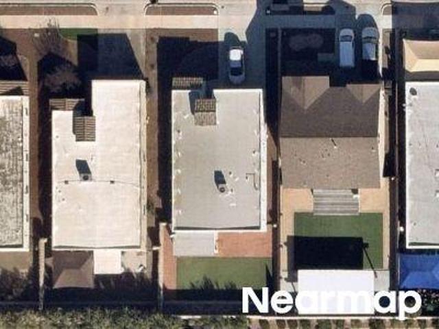Loma Esmeralda Dr