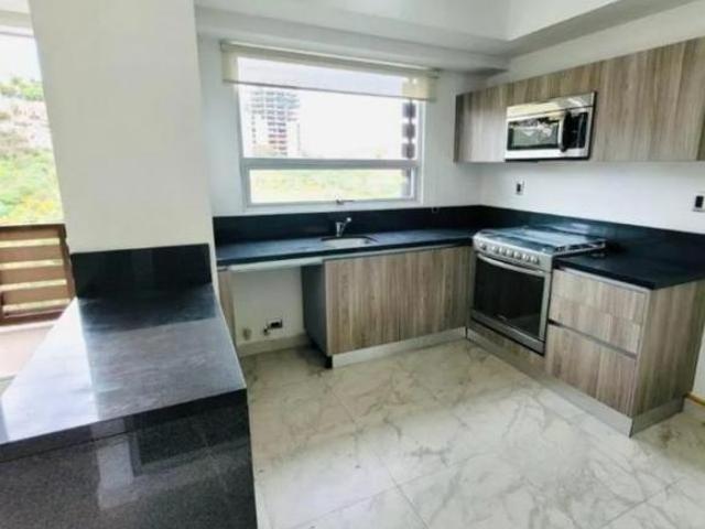 Lomas Verdes, departamento en venta de 149 m² con amenidades y vigilancia