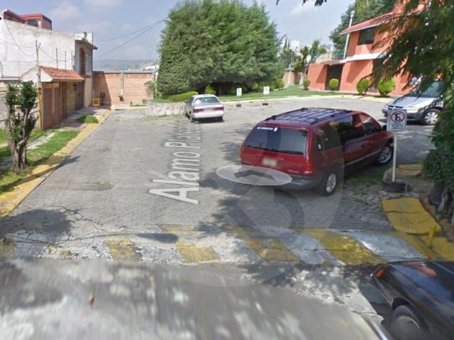 Lomas Verdes. Terrenos 4 JUNTOS en Venta, Calle Cerrada