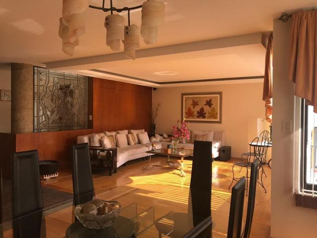 Lomas de Tarango, Casa en venta en Fraccionamiento Las Haciendas