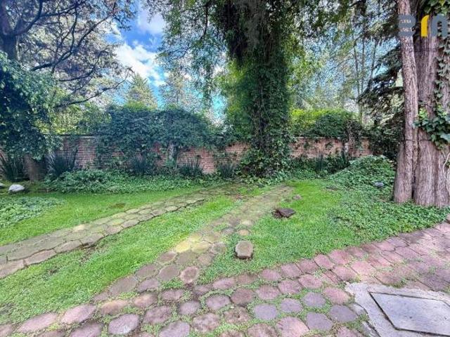 LOMAS DE TECAMACHALCO. casa en venta