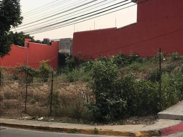 Lomas de Ahuatl?n Terreno CLAVE TT615