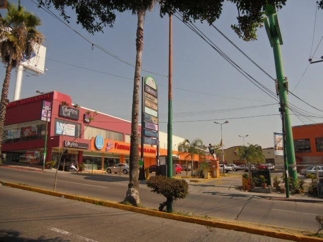 Lomas de la Selva Local Comercial CLAVE LR560