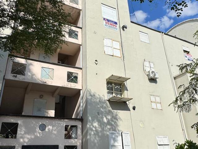 Lomas de San Martín Departamento de 2 Dormitorios Seguridad 24hs