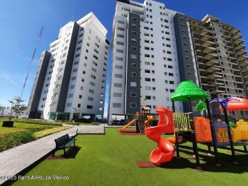 Lomas del Marques departamento nuevo en VENTA RAH4489