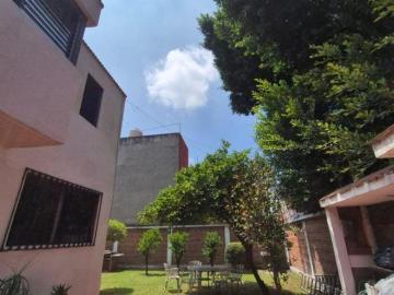 Lomas Estrella Cassa en Venta Sassari 78 Doble Terreno