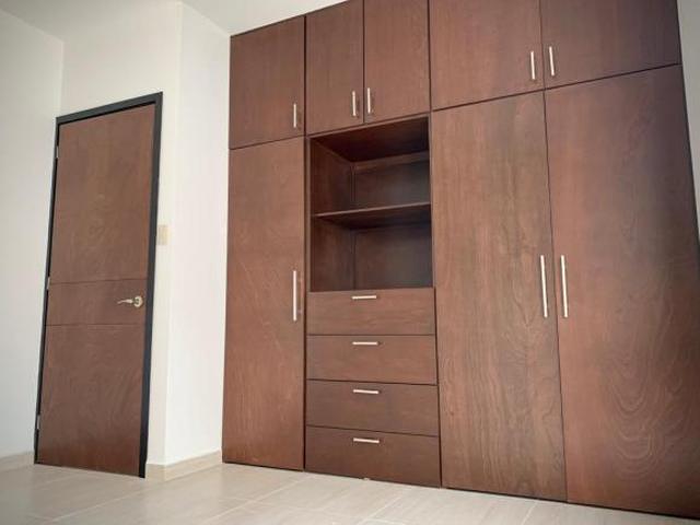 Lomas Mediterráneo casa en VENTA dos recámaras una planta