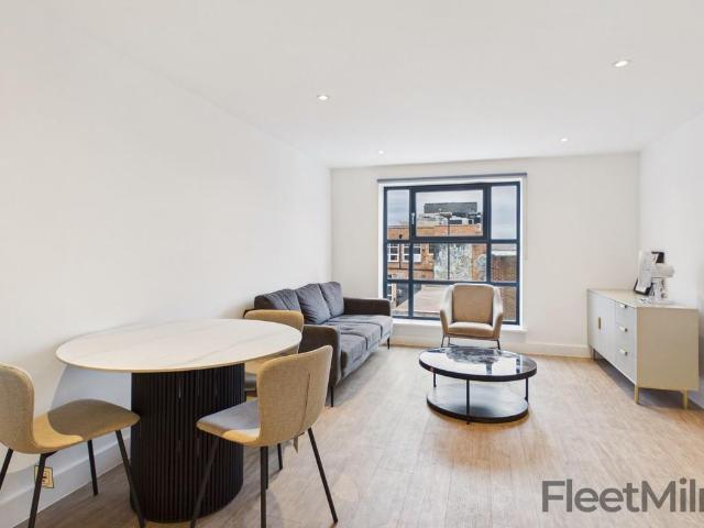 Lombard Street, Birmingham B12, 2 bed flat to rent, £1,300 pcm | PrimeLocation