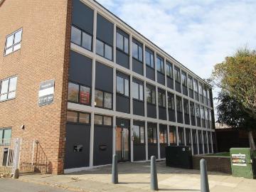 Lombard Street, Newark NG24, 1 bed flat to rent, £625 pcm | PrimeLocation