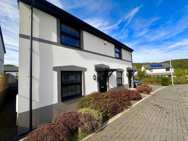 Lon Y Dderwen, CONWY, LL32 2 bed house to rent £1,050 pcm £242 pw