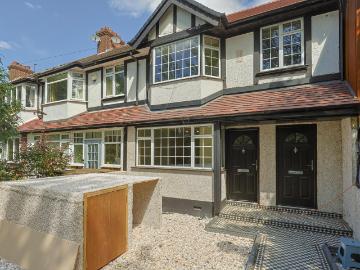 Commonside East, Mitcham, CR4 Flat