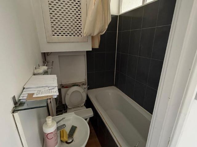London CR0, Studio to rent, £1,500 pcm | PrimeLocation