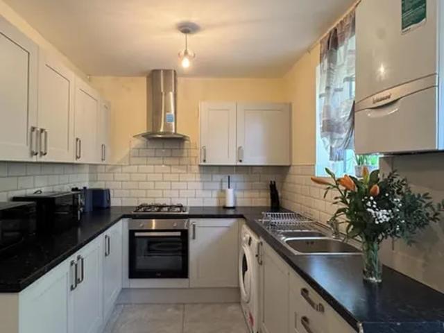 London, CR0 3PR, United Kingdom | 4 bed house for rent #165071470 | Rentberry