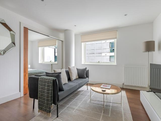 London Borough Of Tower Hamlets E1, 1 bed flat to rent, £2,680 pcm | PrimeLocation