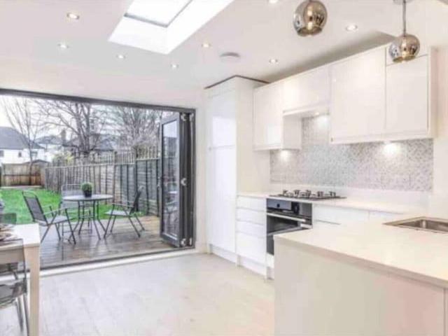 London, BR1 3JX, United Kingdom | 3 bed house for rent #121473526 | Rentberry