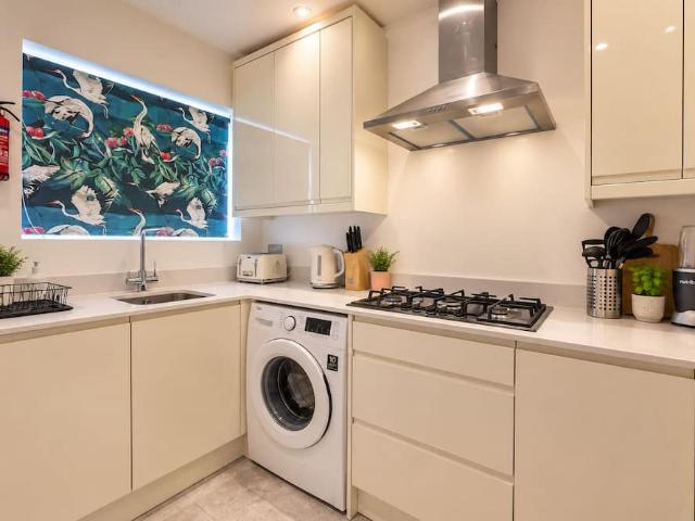 London, BR1 3RJ, United Kingdom | 2 bed apartment for rent #147443202 | Rentberry