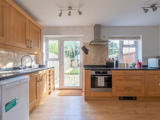 London, BR1 4JF, United Kingdom | 4 bed townhouse for rent #147737879 | Rentberry