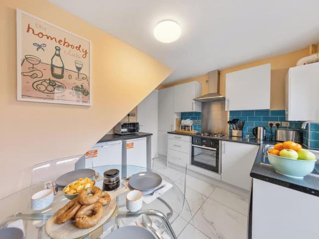 London, DA17 5JW, United Kingdom | 2 bed house for rent #160276420 | Rentberry