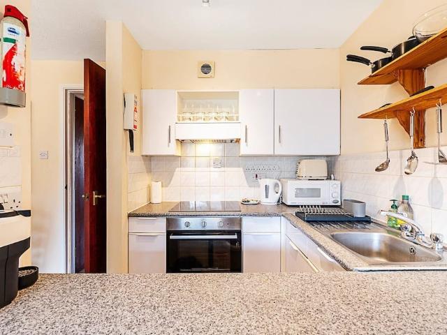 London, E14 3AQ, United Kingdom | 1 bed apartment for rent #152248894 | Rentberry