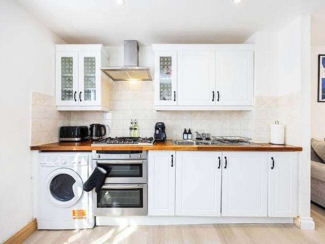 London, E14 3DE, United Kingdom | 2 bed house for rent #168394895 | Rentberry