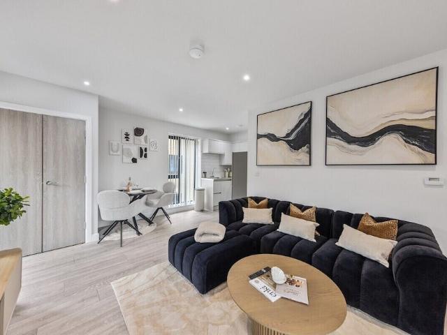 London, E14 6DB, United Kingdom | Studio apartment for rent #165018916 | Rentberry