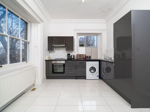 London, E14 9QW, United Kingdom | 2 bed apartment for rent #160534706 | Rentberry