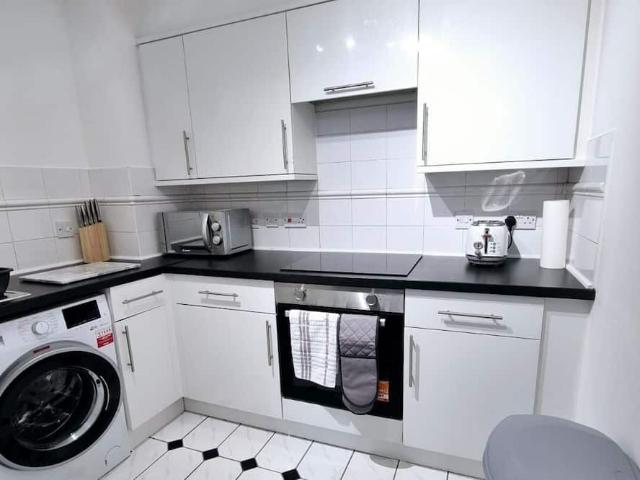 London, E15 2PX, United Kingdom | 2 bed apartment for rent #149471253 | Rentberry
