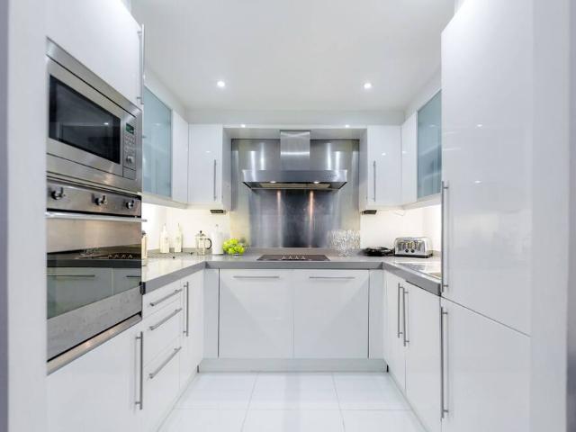 London, E16 1BA, United Kingdom | 2 bed apartment for rent #95818963 | Rentberry