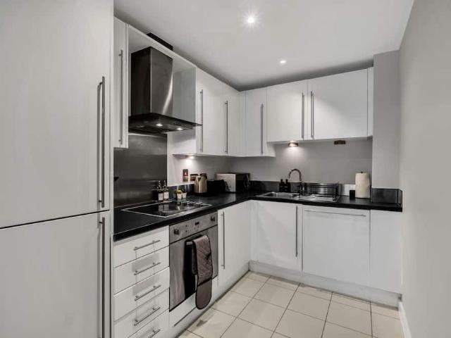 London, E16 1BE, United Kingdom | 1 bed apartment for rent #168044437 | Rentberry