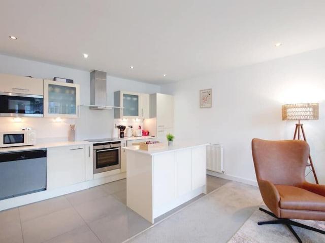 London, E16 1BS, United Kingdom | 2 bed duplex for rent #169820503 | Rentberry