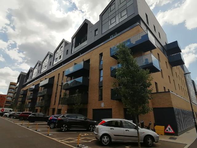 London E17, 1 bed flat to rent, £1,750 pcm | PrimeLocation