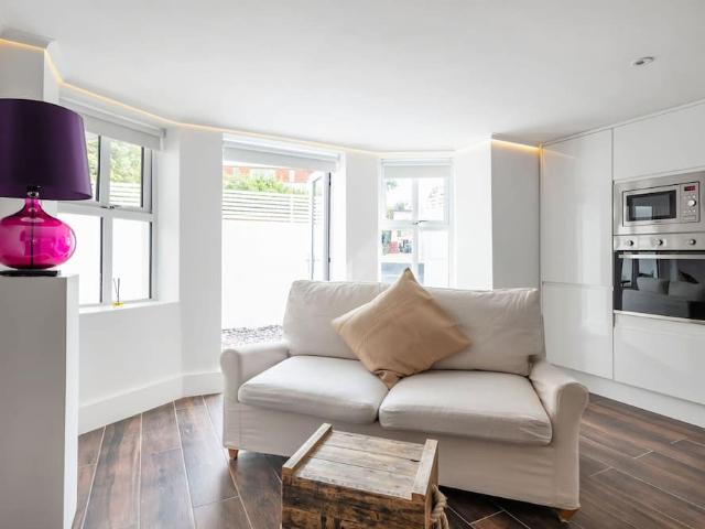 London, E11 2EW, United Kingdom | 1 bed apartment for rent #97863632 | Rentberry
