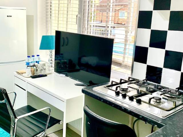 London, E12 6JE, United Kingdom | 1 bed apartment for rent #124089592 | Rentberry