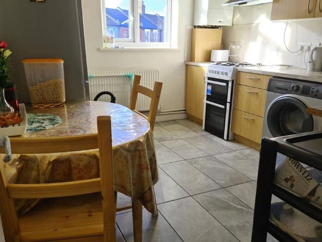 London, E13 9QA, United Kingdom | 1 bed house for rent #96138349 | Rentberry