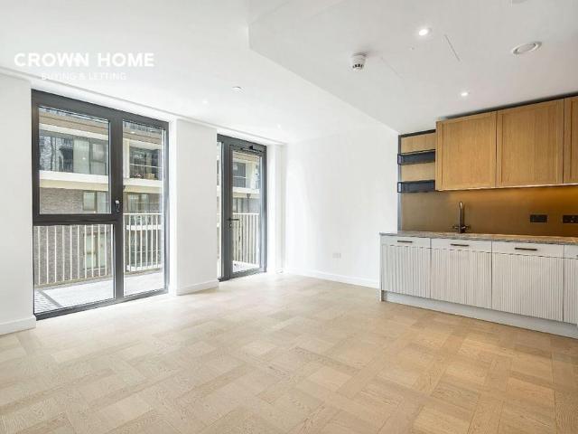 London E1W 1 bed apartment to rent £3,300 pcm £762 pw