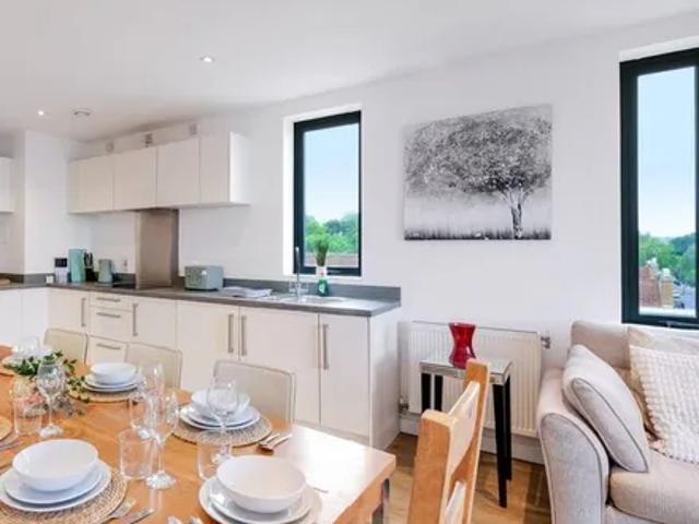 London, E1 4FG, United Kingdom | 3 bed apartment for rent #147331029 | Rentberry