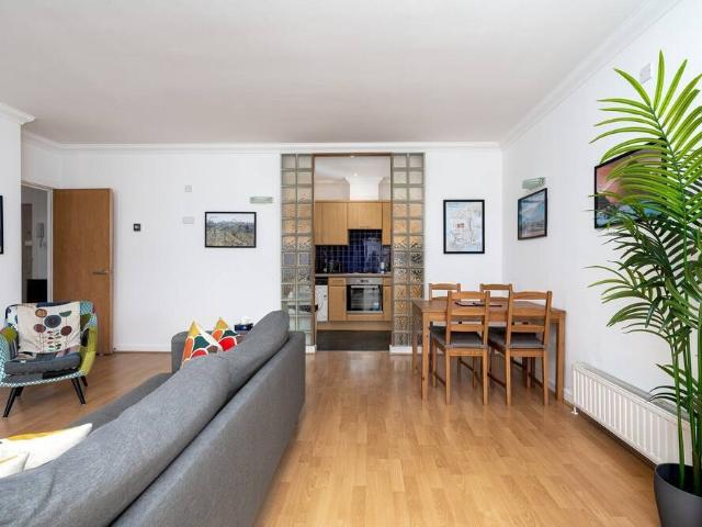 London, E2 6DY, United Kingdom | 2 bed apartment for rent #100231957 | Rentberry