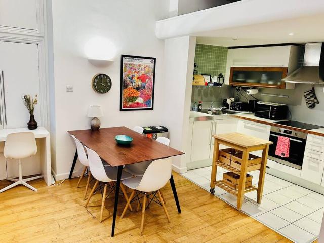London, E2 6EE, United Kingdom | 2 bed apartment for rent #98282905 | Rentberry