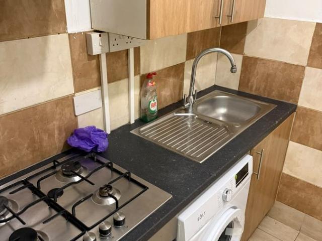 London E6, Studio to rent, £2,200 pcm | PrimeLocation